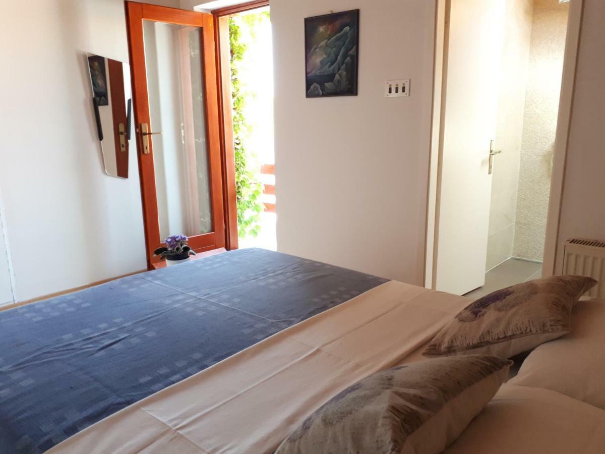 Apartmani Matas 佩特坎内 外观 照片